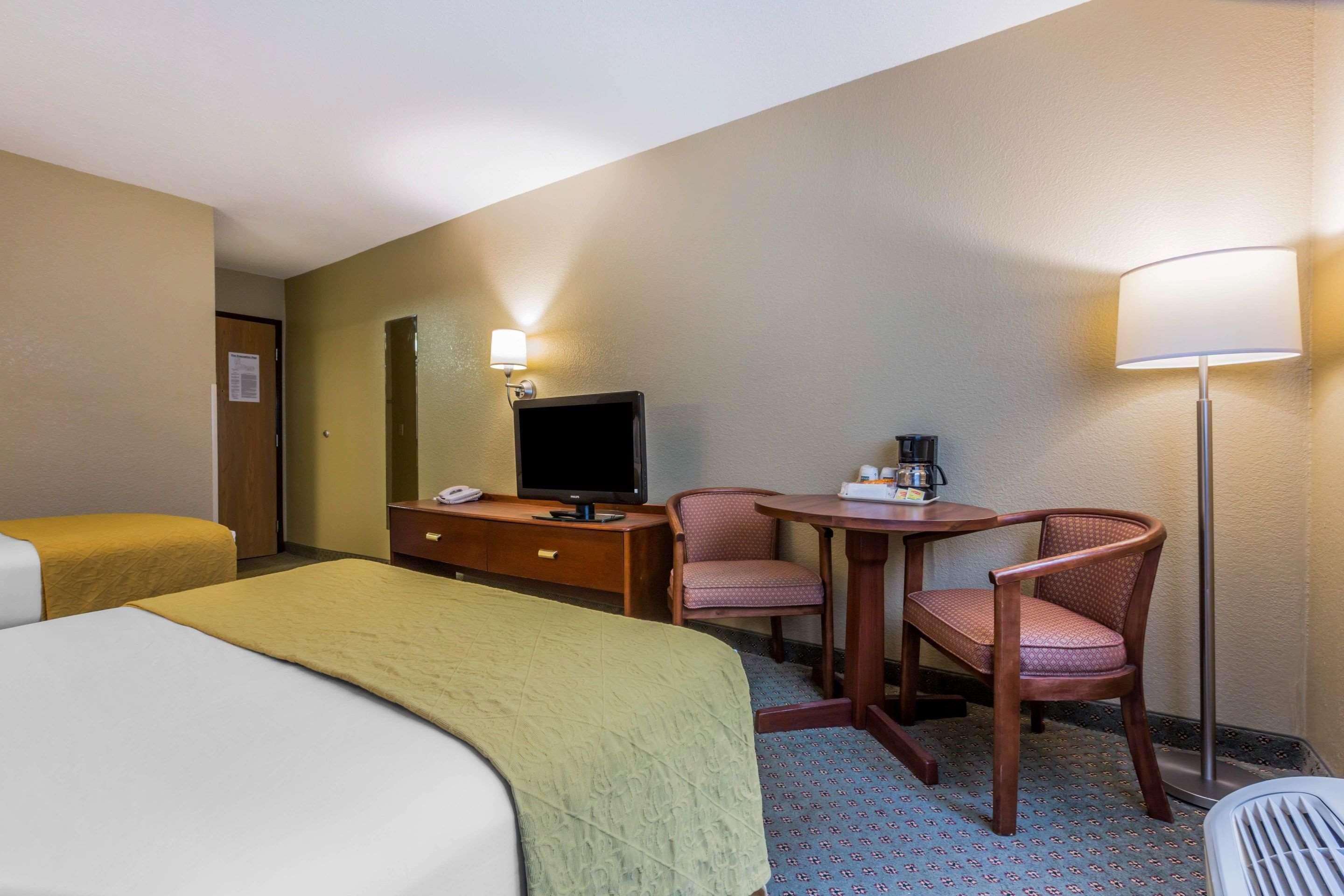 Quality Inn Hyde Park Poughkeepsie North Экстерьер фото