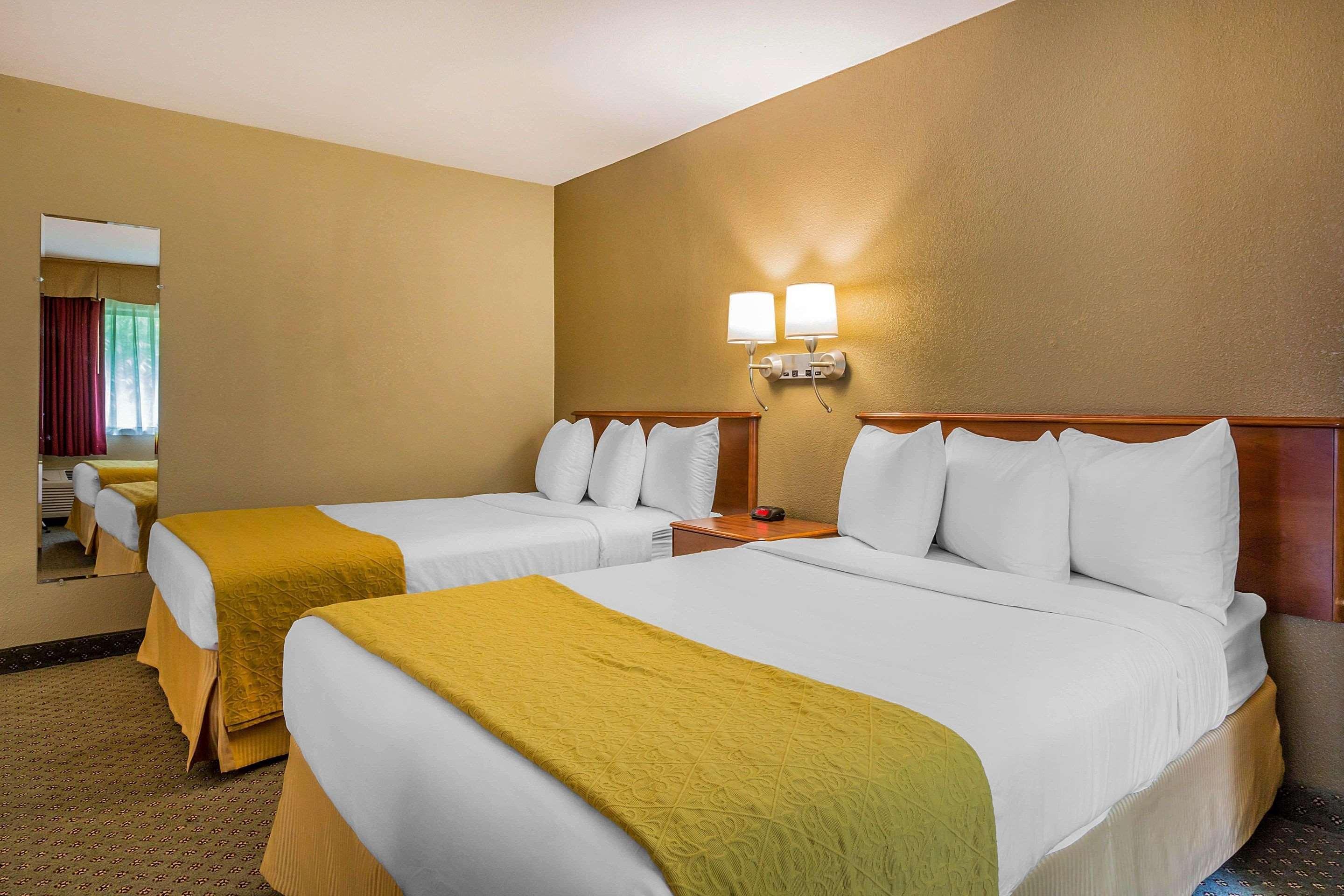 Quality Inn Hyde Park - Poughkeepsie North Экстерьер фото